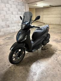 Beverly 400