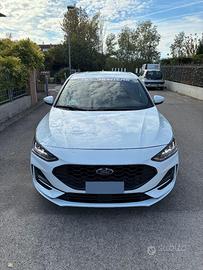 Ford Focus mk4 ecoboost hybrid 2023