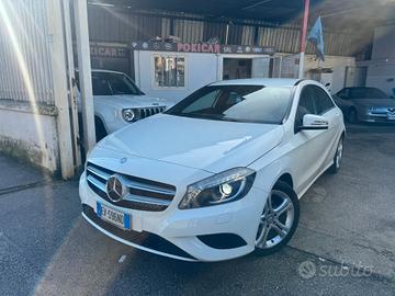 MERCEDES CLASSE A 180 SPORT 2014