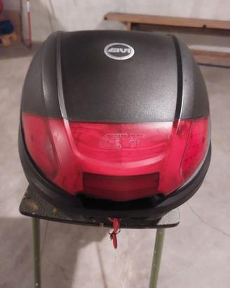bauletto GIVI per scooter 30lit