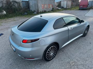 Alfa Romeo GT 1.9 Mjt Luxury 150cv