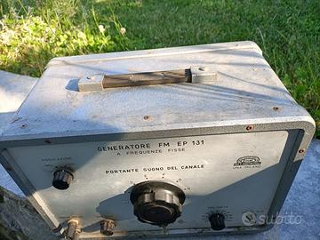 Generatore fm ep131 vintage radio frequenza