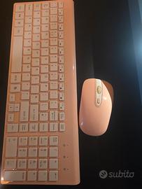 Tastiera e mouse wireless 