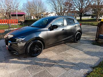 mazda2 