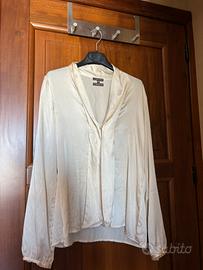 Blusa elegante color perla