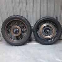 ruote complete ant. e post. moto Mash cc250 