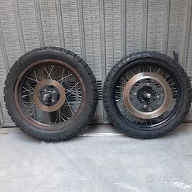 ruote complete ant. e post. moto Mash cc250 