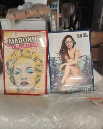 Due poster con cornici Madonna e Lady Gaga