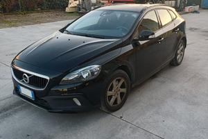 VOLVO V40 CROSS COUNTRY