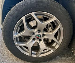 Cerchi originali Alfa romeo 18 pollici Silver