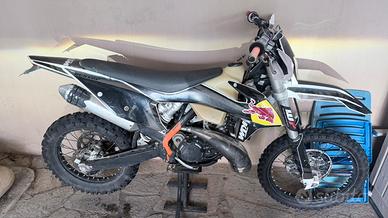 Ktm 300 tpi
