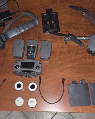 DJI Mavic 2 Zoom Combo Kit 4 Batterie + Filtri ND