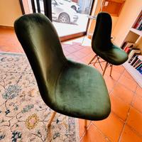 coppia di sedie scamosciate verdi