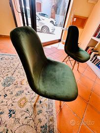 coppia di sedie scamosciate verdi