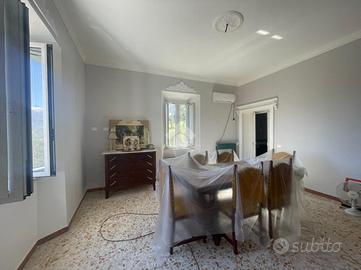 CASA INDIPENDENTE A CASALVIERI