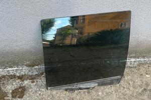 Vetro posteriore sx grand Cherokee WJ/WG