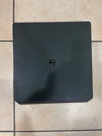 Ps4 slim+ 2 controller+ cavo alimnatazione e hdmi