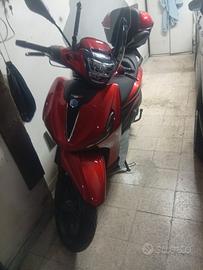 Beverly 300 s abs/asr  - Entra e leggi