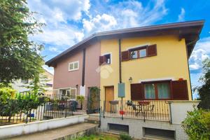 4 LOCALI A PESCARA