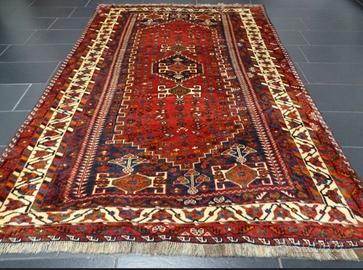 Shiraz 275 x 180 tappeto persiano 