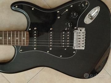 Chitarra Elettrica Fender Squier Stratocaster