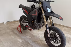 Husqvarna SM 610  anno 2009