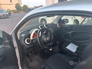 Smart 1.0 aspirato cambio manuale