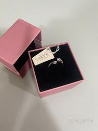 Anello in acciaio con pietre Swarovski - sconto