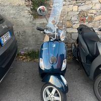 Piaggio Vespa 50 LX - 2011