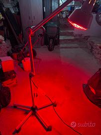 Lampada riscaldante regolabile