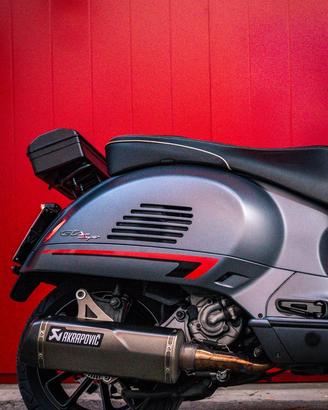 Akrapovic Vespa Gts