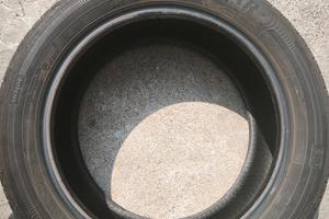 Peumaticici Goodyear EfficientGrip 215/55 R17 98W