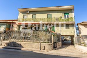 Stabile/Palazzo Mugnano di Napoli [MCV184VRG]