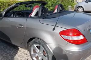 Mercedes SLK 200
