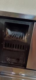 stufa economica a legna con forno