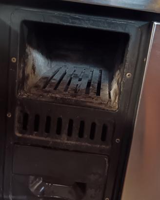 stufa economica a legna con forno