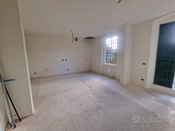 Appartamento di 90 m² con 4 locali a Firenze