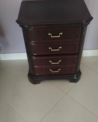 Comodini in piuma di mogano