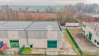 CAPANNONE A CARPIANO