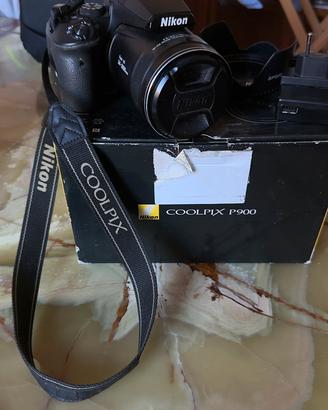 Nikon coolpix P900