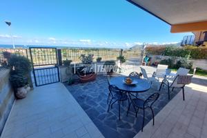 QUADRIVANI OLTRE ACCESSORI CON SPAZIO ESTERNO A PA