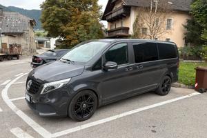 Mercedea V300d