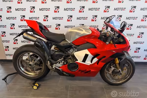 Ducati Panigale V4 R super accessoriata