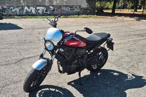yamaha  xsr700