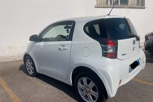 Toyota Iq