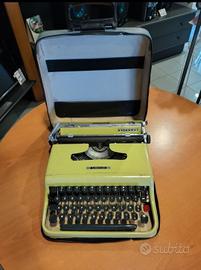 Macchina da Scrivere Lettera 22 Olvetti