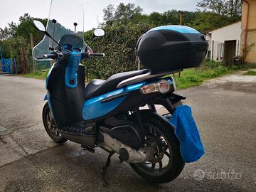 PIAGGIO CARNABY 250 I.E.