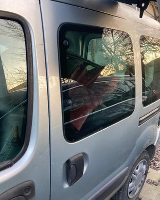 PORTA LATERALE VETRATA RENAULT Kangoo 3° Serie PO
