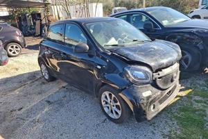 SMART FORFOUR 70 1.0 BENZINA MANUALE SINISTRATA