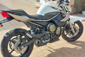Yamaha XJ6